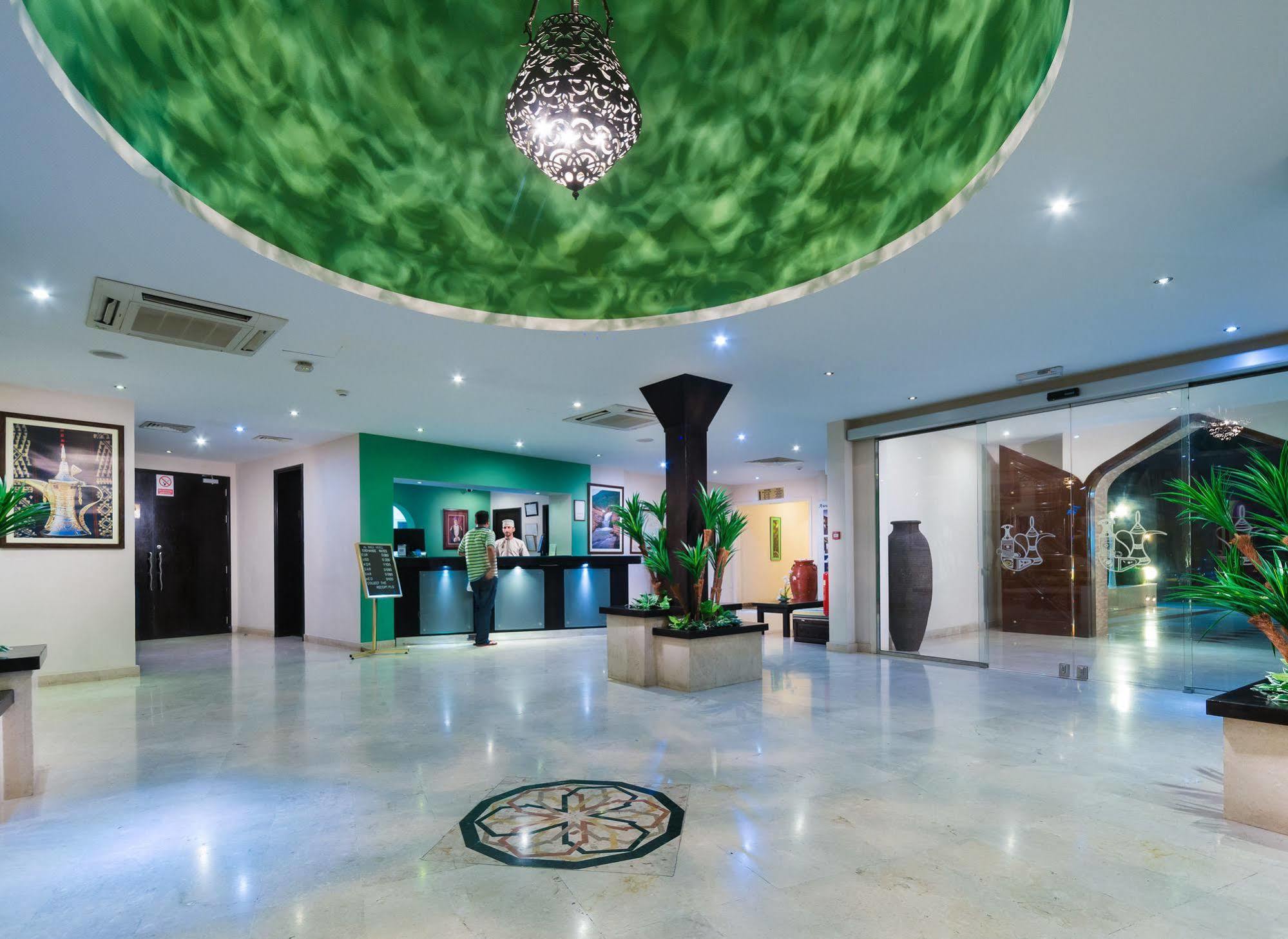Al Wadi Hotel 3*