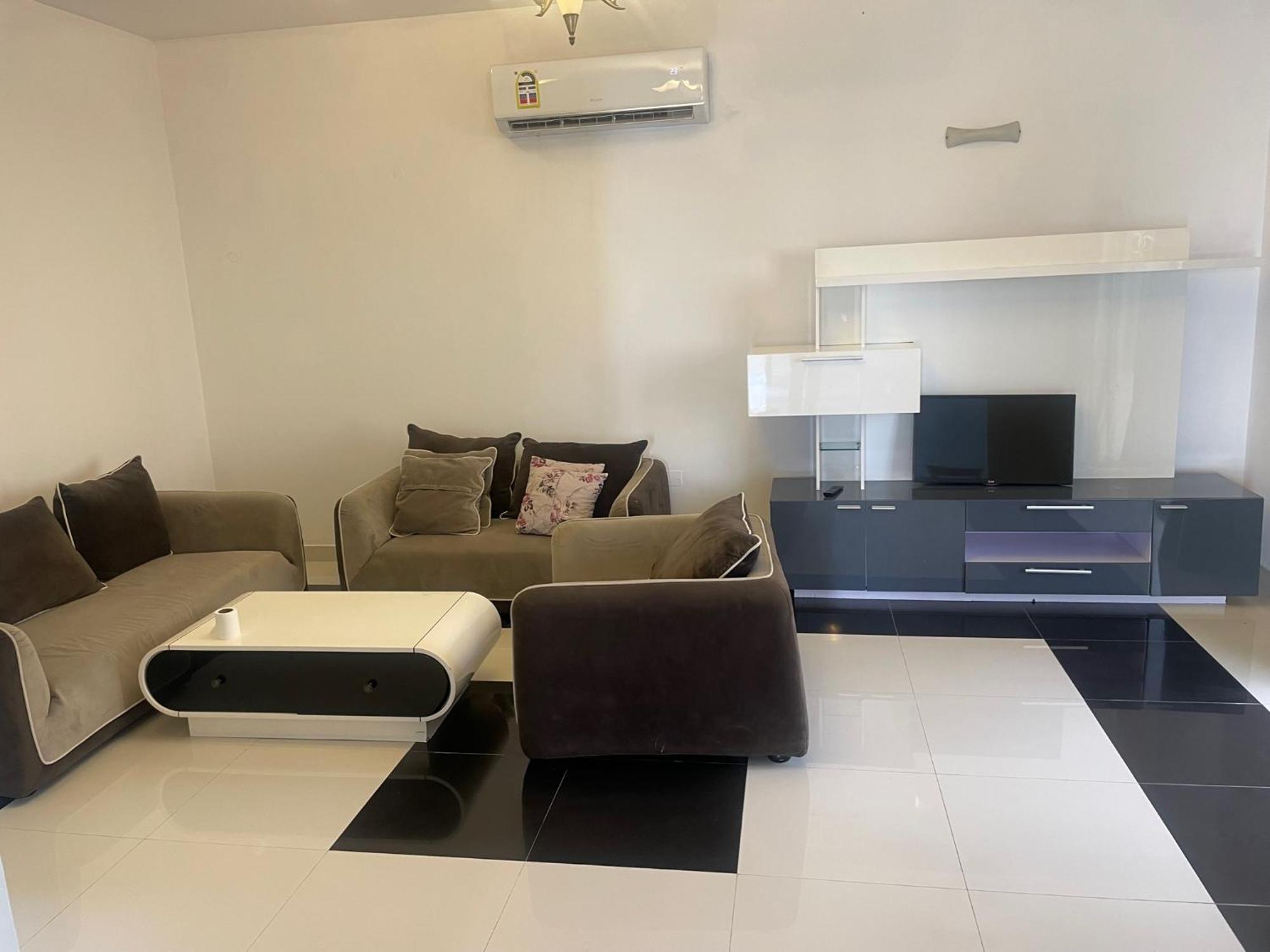 Al Wadi Hotel